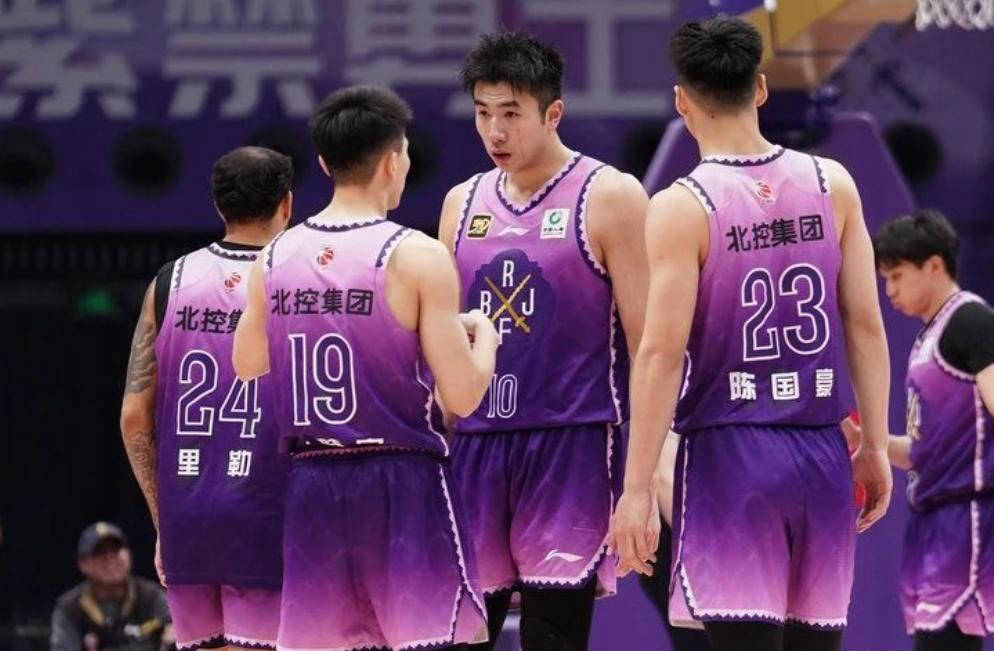 关于强强碰撞！预测哪支球队会脱颖而出的信息